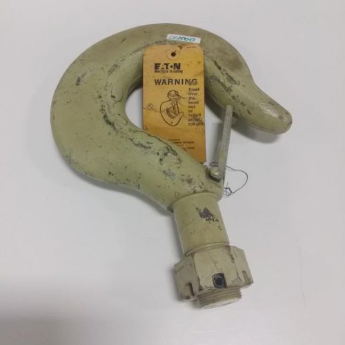 Eaton swivel hook with safety latch asm 20af81 for sale