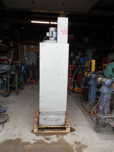 TRINCO SANDBLASTER 800 CFM DUST COLLECTOR BLAST CABINET DUST COLLECTOR