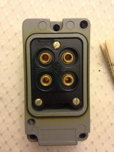 NEW MICRO SWITCH 18PA1 LIMIT SWITCH TERMINAL BLOCK HONEYWELL