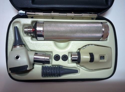 Welch Allyn otoscope ophthalmoscope set, 2.5v.