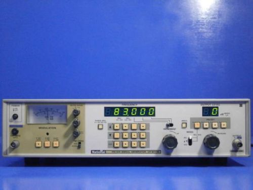 National VP-8177A FM/AM SIGNAL GENERATOR