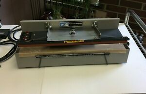 Titan Packaging Machine 18&#034; Bag Sealer Model 902131