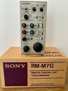 SONY RM-M7G Remote Control Unit-NEW in box with Operating Instructions