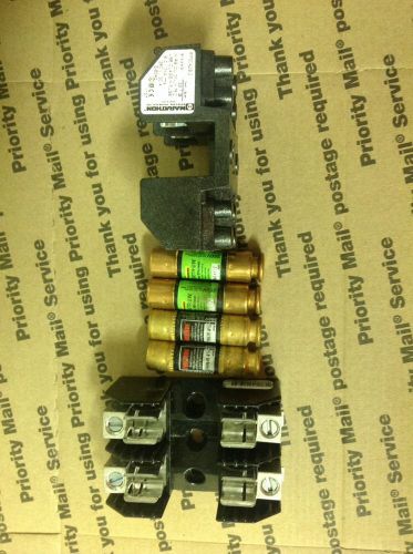 Lot of 2 Marathon RF30A2B2 Fuse Blocks With 4 FRN-R-4-1/2 Fuses