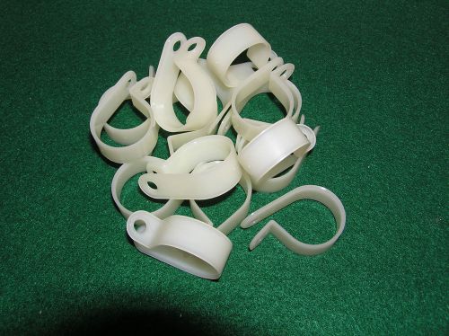 THOMAS BETTS PACK OF 15 NYLON PLAIN EDGE CABLE CLAMPS 7/8&#034; DIA **NEW**