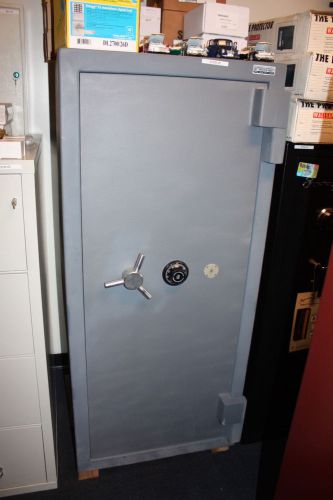 Jewelers Safe / Vault (UL TL-30) Burglary protection safe PERFECT FOR JEWELERS!!