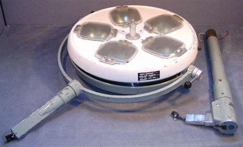 Vamada Shadowless Light Co. Operating Theatre Light