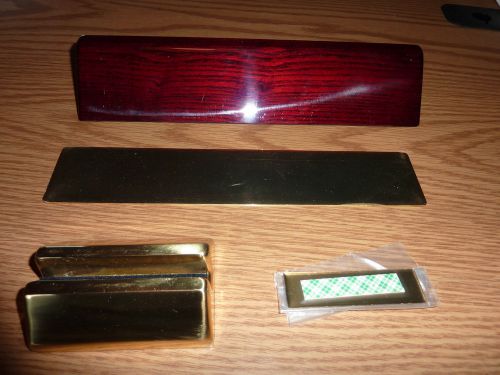 MAHOGANY FINISH DESK NAME PLATE BUSINESS CARD HOLDER