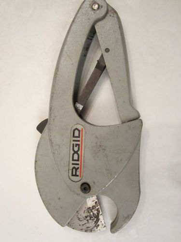 RIDGID NO. 138 PLASTIC PIPE &amp; TUBE CUTTER 1/8 - 1 1/2 OD SAE,3.2 - 38.1 MM