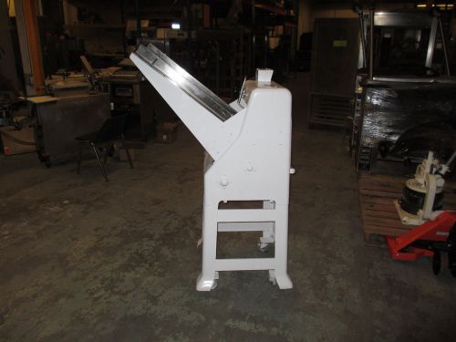 OLIVER 797 GRAVITY FEED BREAD SLICER