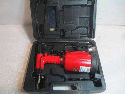 Chicago Pneumatic Hydraulic Riveter CP884