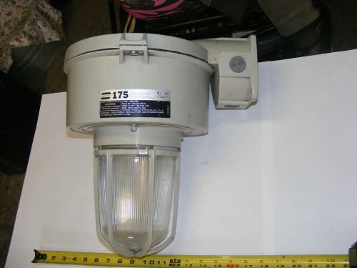 Vintage Crouse Hinds 175 Watt Industrial Explosion Proof Lamp / Light