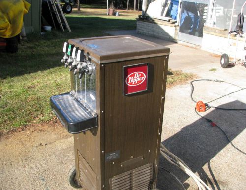 Soda dispenser , portable soda  fountain  refrigerated