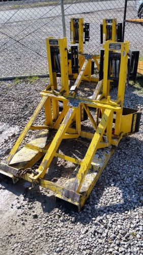 EASY LIFT- Drum &amp; Barrel Forklift Attachment EG4DCM-CM