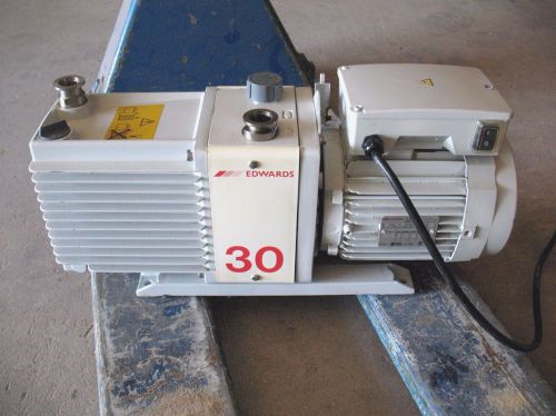 EDWARDS E2M30 VACUUM PUMP