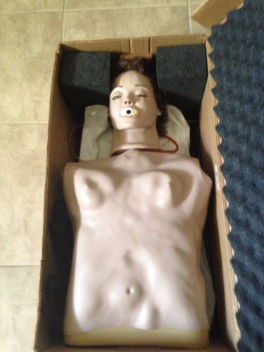 Nasco lifeform cparlene lf3116 emt cpr training manakin dummy torso in orig box for sale