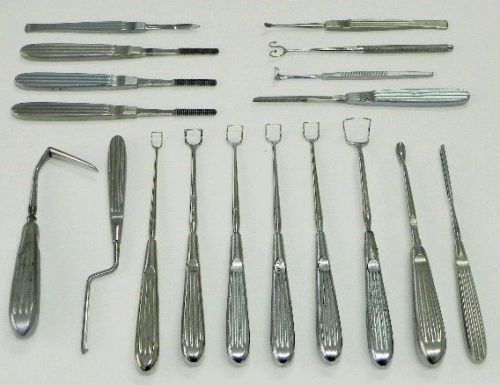 Storz Instruments 18 pieces Curettes, Retractors, Hooks etc.