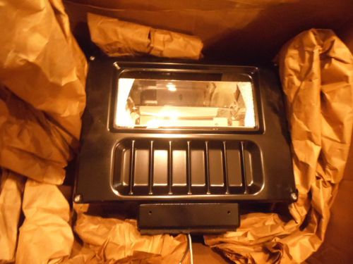 Evolve LED Area Fixture Parking Lot Light  GEH-6014B NEW