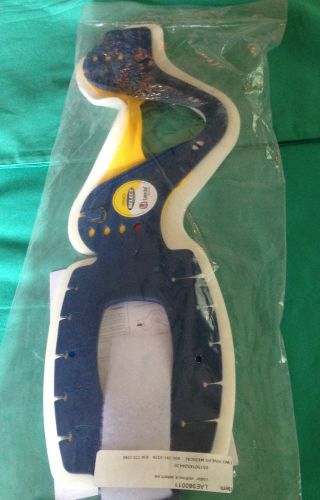 NEW LAERDAL SELECT ADJUSTABLE EXTRICATION COLLAR ADULT