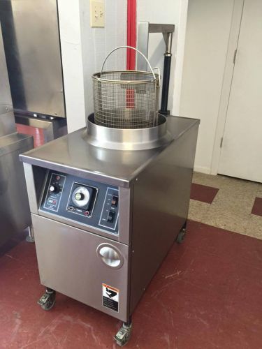 BKI Auto Lift Electric Fryer Model ALF