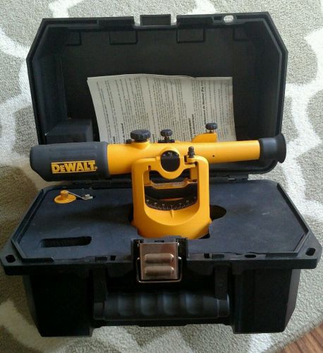 DeWALT DW092 Transit Level With Case