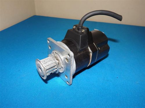 Sanyo Denki 103H7522-70B1 Stepping Motor Step Syn