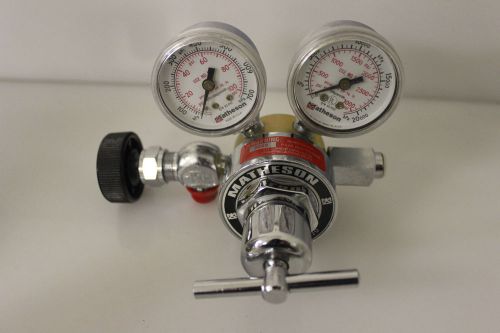 Matheson 3320 Gas Regulator psi 3000 P.S.I.G. Meter Measure Pressure 112A Valve