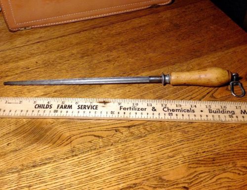 VINTAGE CHAMPION 12&#034; BUTCHER&#039;S HONING STEEL KNIFE SHARPENER