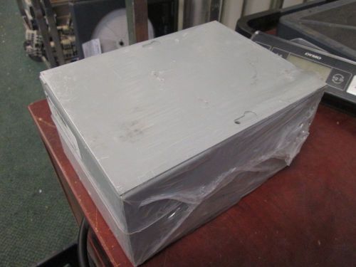 Cooper B-Line Screw Cover Junction Box 864 SC Size: 8x6x4&#034; New Surplus