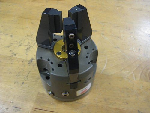 Destaco Robohand 3-Jaw Self - Centering  Pneumatic Gripper PPC-12-RE-C