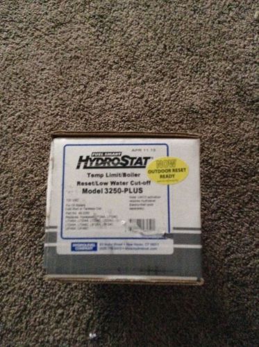 HYDROSTAT ! TEMP/LIMIT/BOILER RESET/LOW WATER CUT-OFF MODEL 3250-PLUS. NEW!