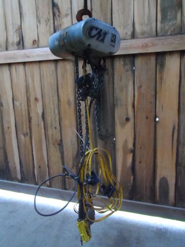 CM Chain Hoist Model RR, 2 Ton, 16 FPM, 3 Phase