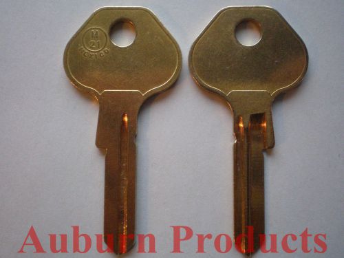 M21 MASTER PADLOCK KEY BLANK / 25 KEY BLANKS / FREE SHIPPING