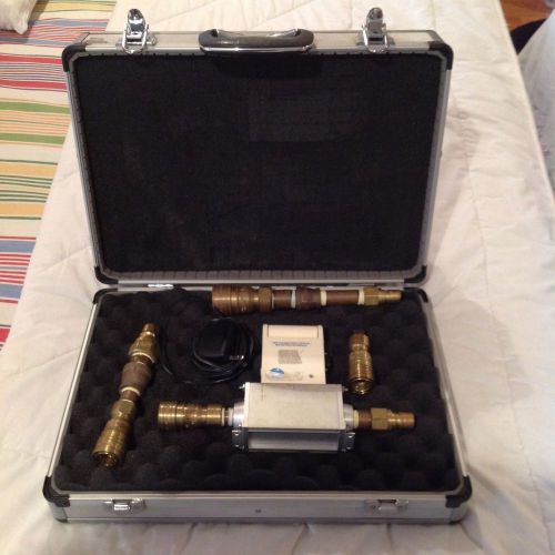 Flow Meter - Sierra Instruments - 826-NX-Ov1 in Padded Metal Case