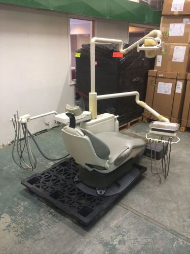 Pelton &amp; Crane Spirit EC Dental Chair