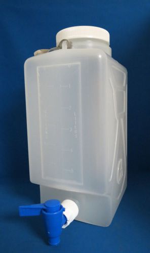 Nalgene Rectangular PP Carboy w/Spigot &amp; Handle 9 L / 2 Gallon