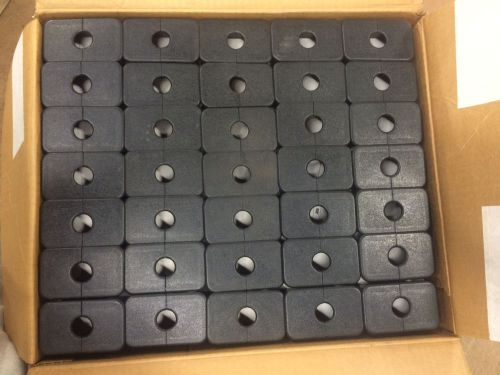 315 Rectangular plastic grommets