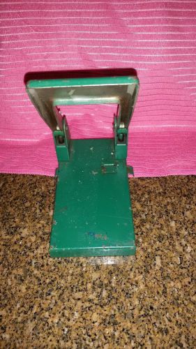 VINTAGE BOSTON PERFORATOR 2 HOLE PAPER PUNCH MODEL