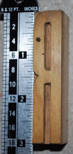 Vintage / Antique Letterpress Wood Printer&#039;s Type &#034;R&#034;, 18 line, 3&#034; tall