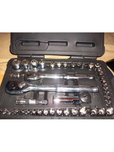 50pc Sockets Wrench Rachet Set 1/4&#034; &amp; 3/8&#034; Drive Carrying Case New Hand Tools