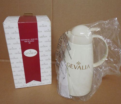 GEVALIA MODEL Z-31 WHITE CARAFE 1 QUART THERMAL SERVER NEW IN BOX