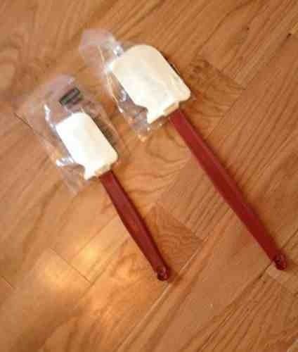 2 Rubbermaid Commercial Grade High Heat Scraper Spatula 13.5&#034; 1963 &amp; 9.5&#034; 1962