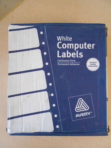 WHITE COMPUTER LABELS CONTINUOUS FORM - AVE4031 15000 LABELS