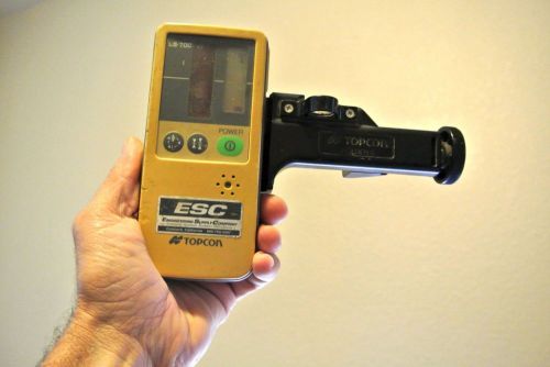 TOPCON LS-70C LASER RECEIVER WITH HOLDER-6