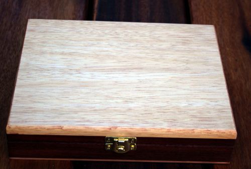 Natural Jarrah &amp; Ash  Gold Nugget &amp; Gems Display Case Handmade 20 inserts