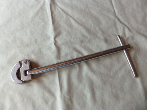 Under-sink chrome 12&#034; basin pipe sink wrench - taiwan made for sale