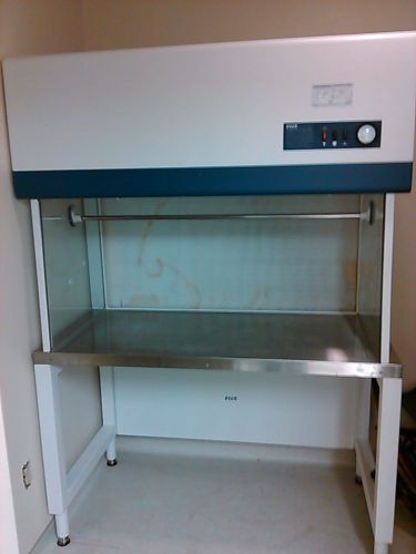 Laminar Flow Hood ESCO Airstream Model AHC-4A2