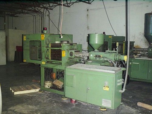 80 Ton, 6.5 Oz. Van Dorn Injection Molding Machine &#039;85