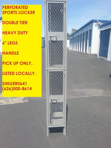 USED DOUBLE TIER  LOCKER, GRAY SPORTS LOCKER  2 DOOR, 1FRAMES