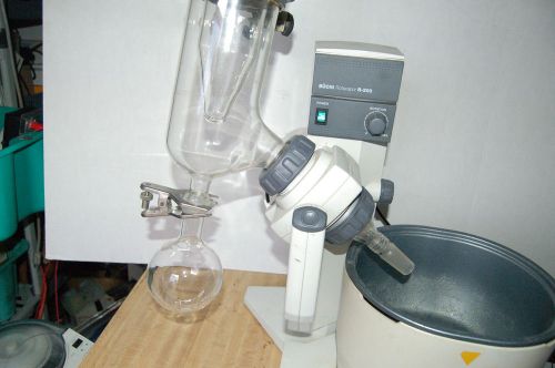 Buchi  rotavapor rotary evaporator r-200 r200 waterbath water bath  b-490 b490 for sale